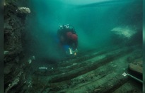 Tìm thấy xác tàu hơn 2000 năm tuổi ở “thành phố chìm” dưới đáy biển