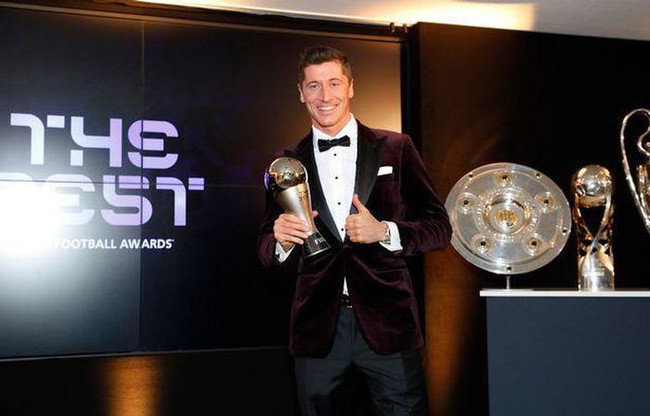 Lewandowski giành danh hiệu ‘Cầu thủ xuất sắc nhất năm’