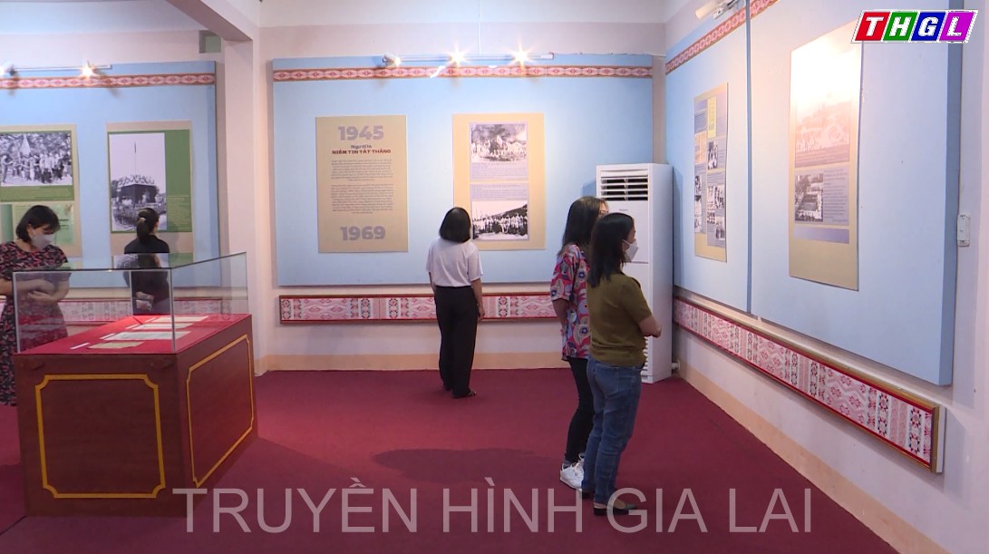 Hơn 400 tư liệu, hình ảnh sẽ được trưng bày tại triển lãm các   thành tựu về chính trị, kinh tế, văn hóa của tỉnh Gia Lai