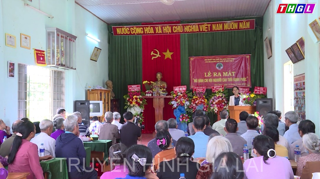 Hội Người cao tuổi huyện Mang Yang ra mắt Chi hội người cao tuổi hạnh phúc