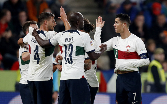 Kết quả UEFA Nations League sáng 25/9: ĐT Bồ Đào Nha thắng Czech, Tây Ban Nha thua Thụy Sĩ