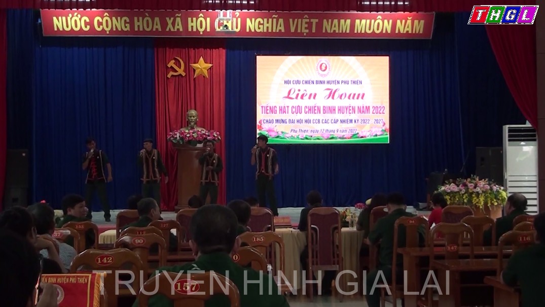 Liên hoan tiếng hát Cựu chiến binh huyện Phú Thiện