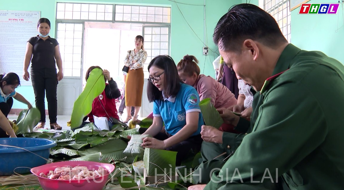 Tổ chức chương trình “Tết nhân ái, Xuân biên cương” tại xã Ia Puch, huyện ChưPrông.