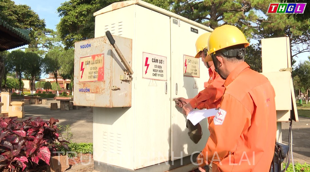 Điện lực Gia Lai đảm bảo cung cấp điện phục vụ Tết Nguyên đán Quý Mão 2023