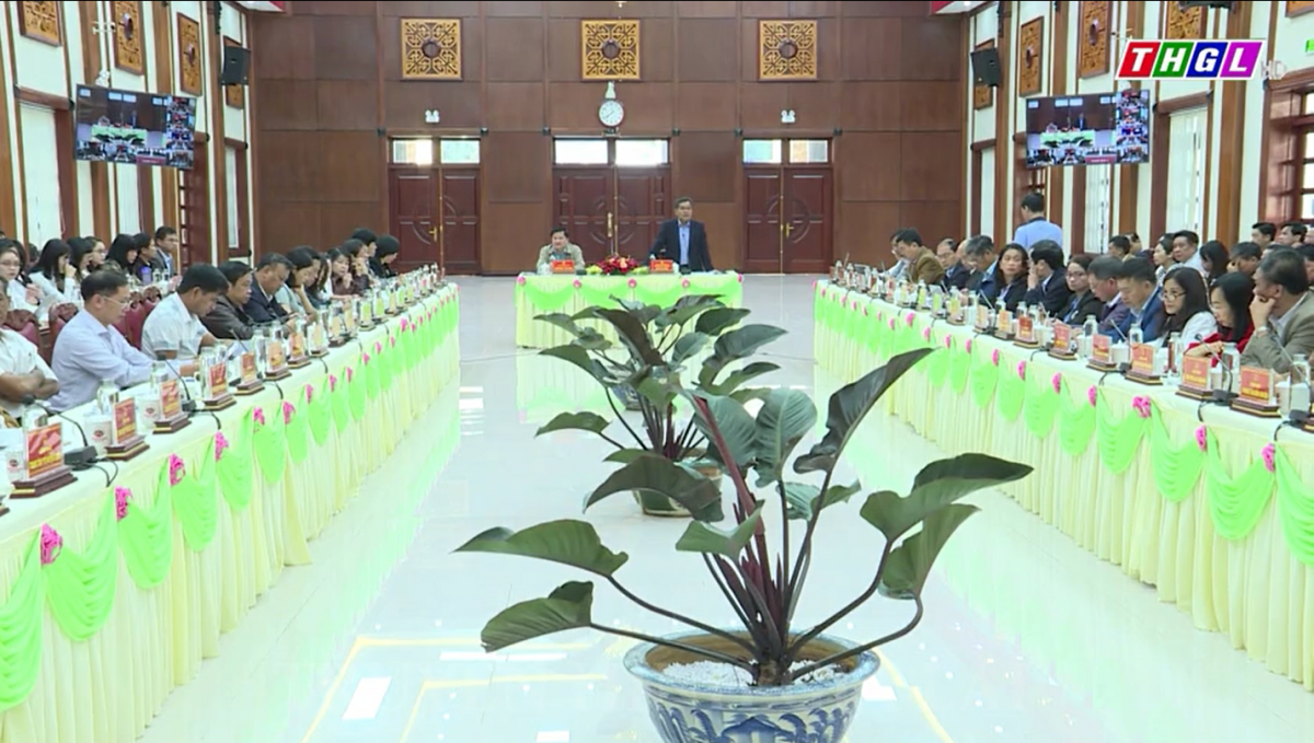 Hội nghị tiếp xúc giữa Thường trực HĐND tỉnh Gia Lai với cán bộ, công chức, viên chức và người lao động ngành Y tế tỉnh