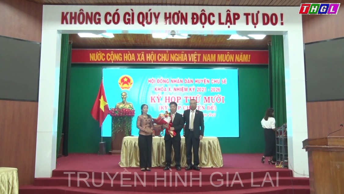 HĐND huyện Chư Sê bầu bổ sung Phó Chủ tịch UBND huyện