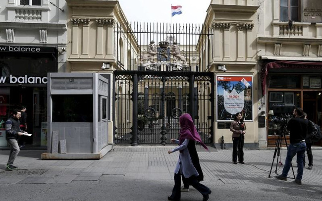Thổ Nhĩ Kỳ triệu đại sứ 9 nước phương Tây về việc đóng cửa lãnh sự quán