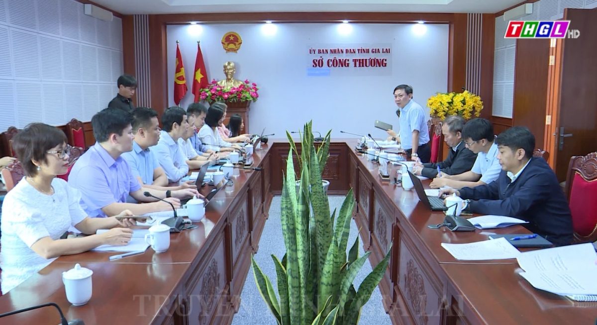 Trao đổi thông tin để biên soạn ấn phẩm Báo cáo thường niên kinh tế và thương mại Việt Nam năm 2022