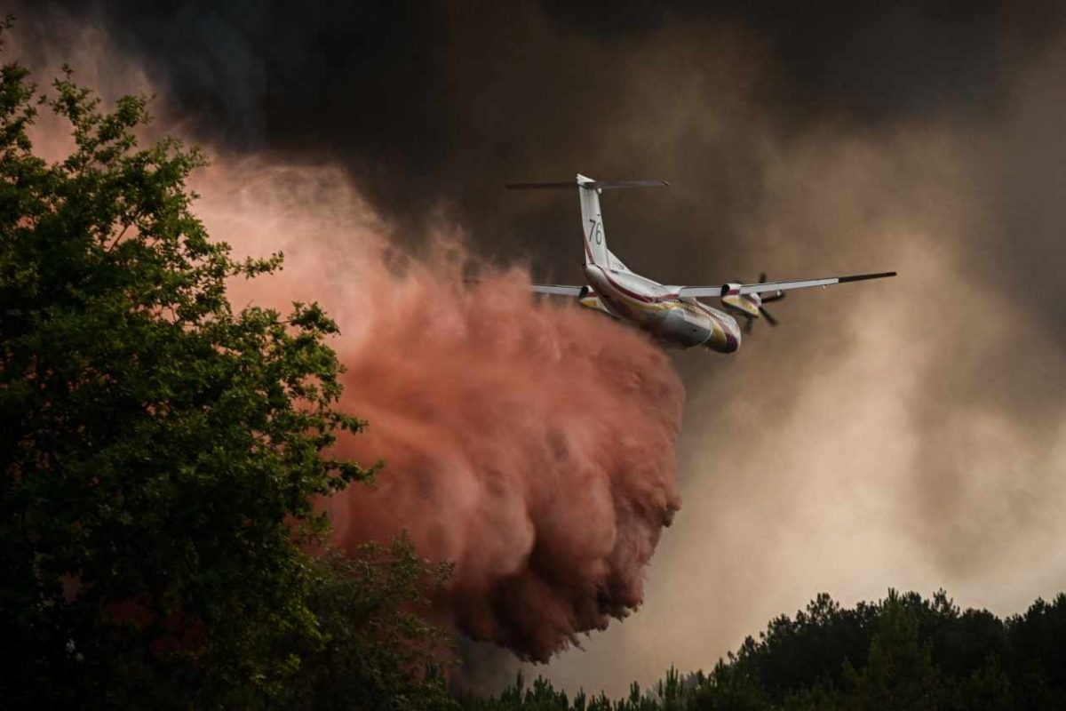 Cháy hơn 930 ha rừng ở Pháp, hàng trăm người phải sơ tán