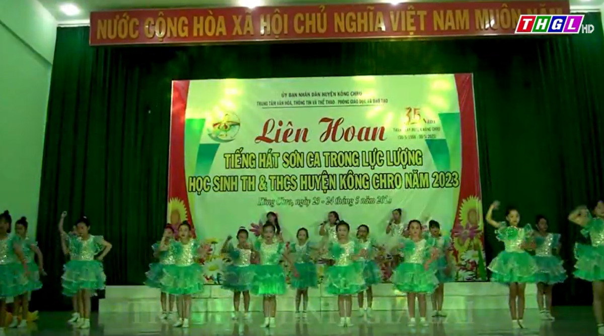 Hơn 800 học sinh tham gia Liên hoan Tiếng hát Sơn ca