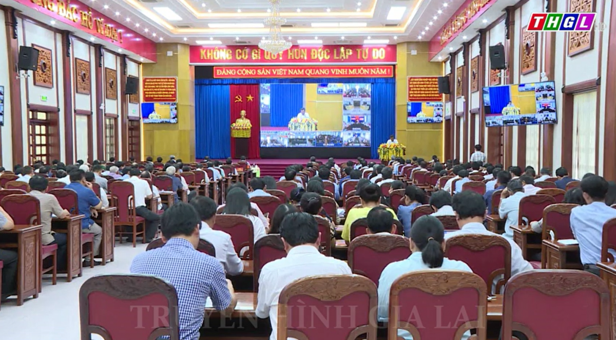 Hội nghị cán bộ toàn tỉnh thông báo kết quả Hội nghị lần thứ 7, Ban Chấp hành Trung ương Đảng khóa XIII