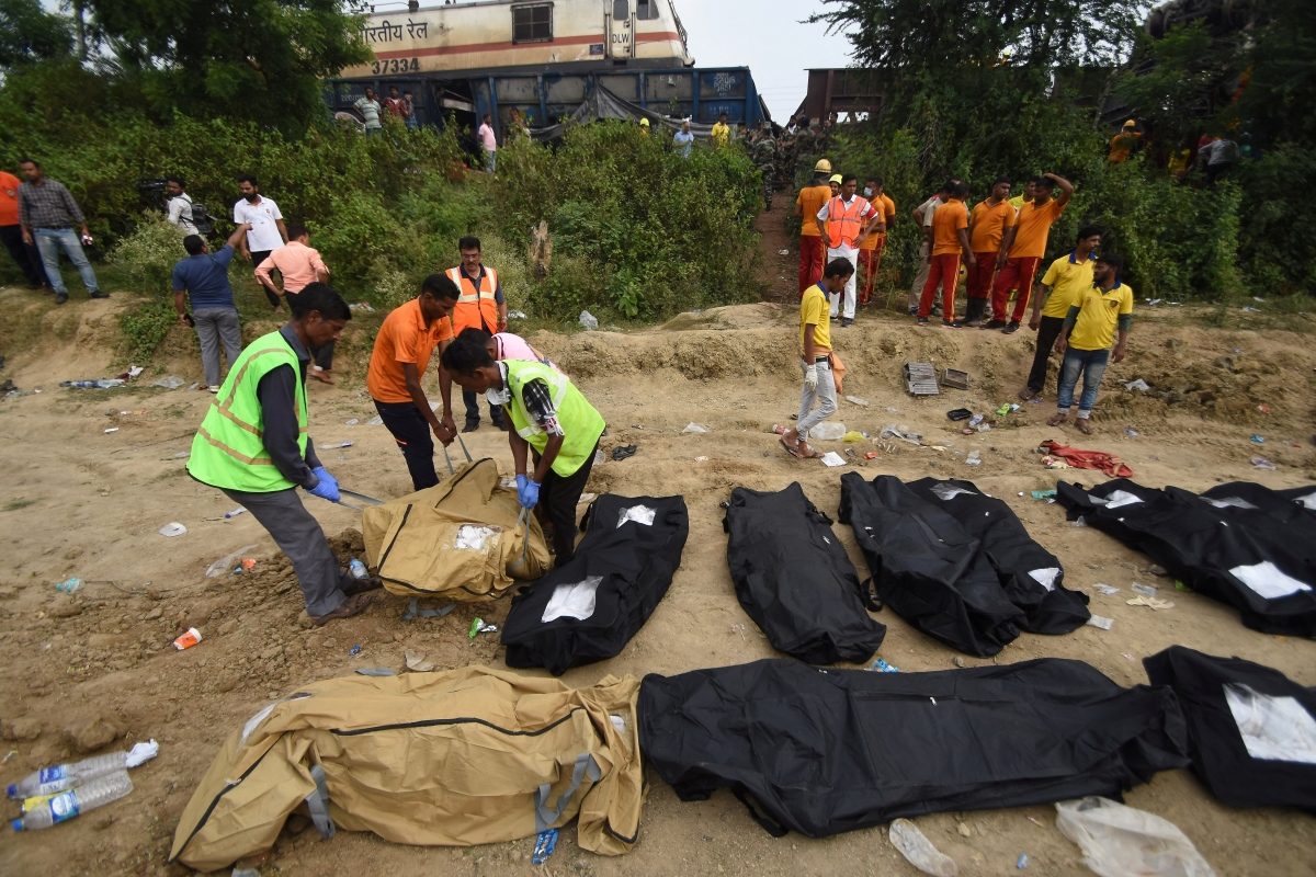 Vụ tai nạn đường sắt ở Ấn Độ: Số người thiệt mạng tăng lên 280 người