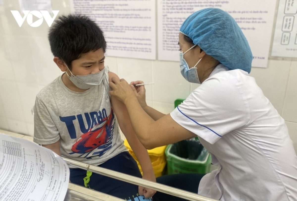 Thiếu vaccine: Bệnh truyền nhiễm mùa hè có thể gây quá tải y tế