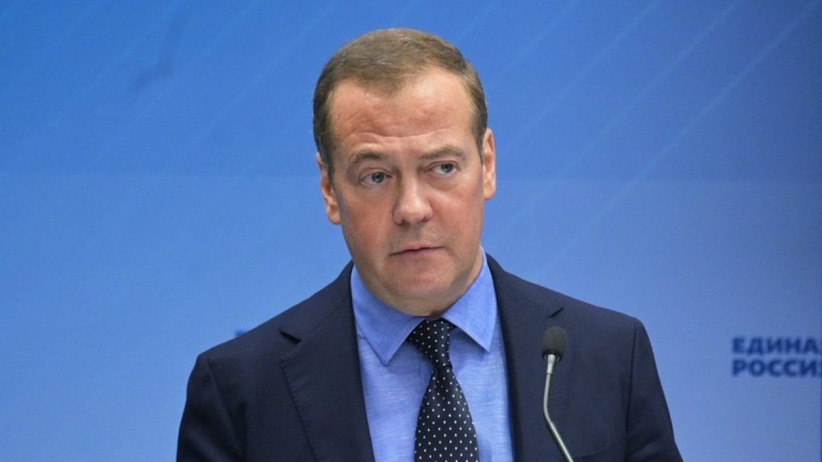 Ông Medvedev đề xuất cách chấm dứt xung đột ở Ukraine “trong vài ngày”