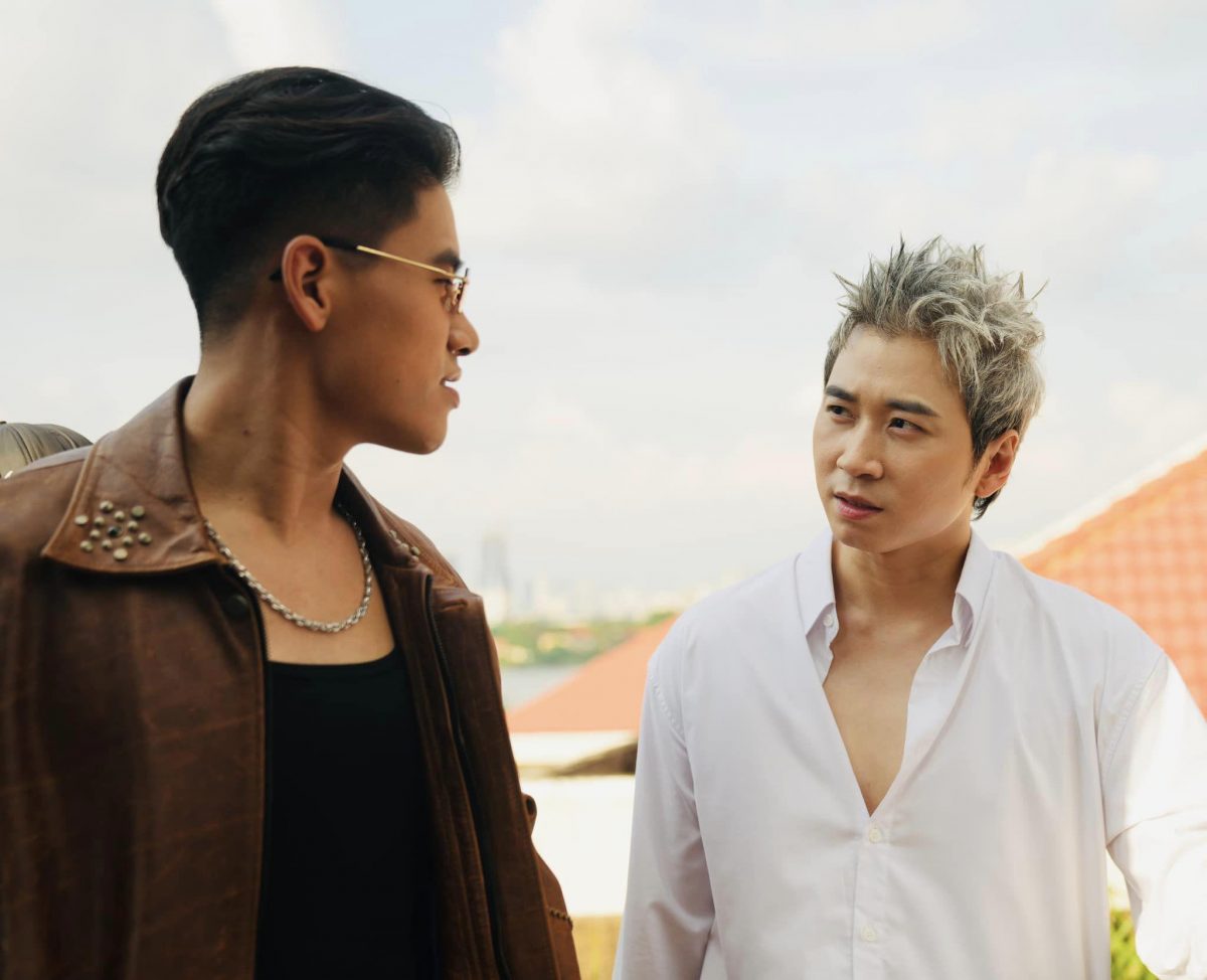 Đường đua V-pop tháng 10 căng thẳng: Karik trở lại, “thảm họa nhạc Việt” có hát tốt lên?