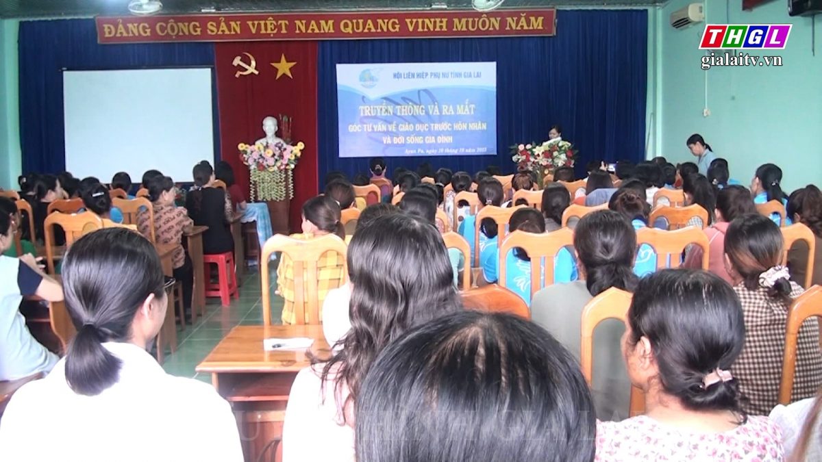 Hội LHPN thị xã Ayun Pa ra mắt Góc tư vấn “Giáo dục trước hôn nhân và đời sống gia đình”
