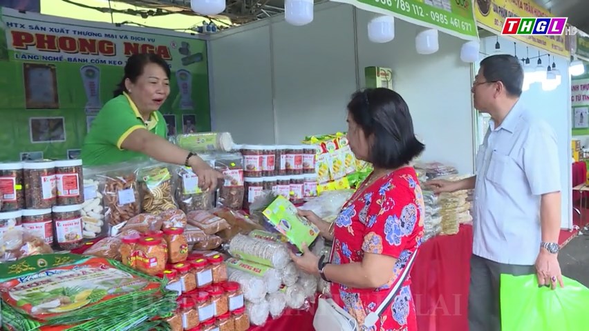 Cơ hội mua sắm sản phẩm chất lượng tại Hội chợ thương mại và giới thiệu sản phẩm nông nghiệp đặc trưng tỉnh Gia Lai năm 2023