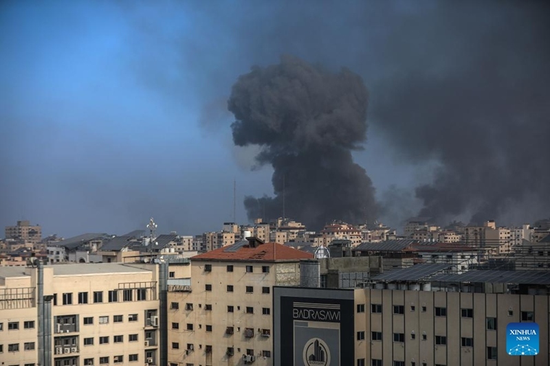 Quân đội Israel đẩy mạnh tấn công Gaza; Hezbollah bắn phá dữ dội vào Israel