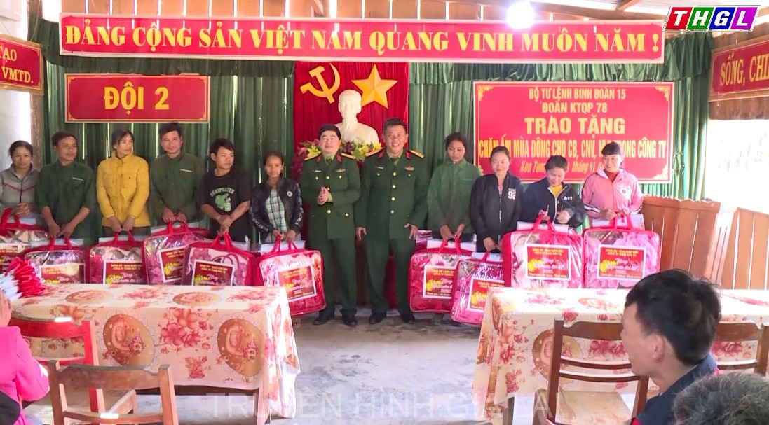 Công ty 78 (Binh đoàn 15) tổ chức Chương trình “Xuân biên giới ấm tình quân dân”