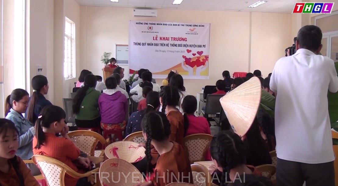 Huyện Đak Pơ mở thùng quỹ nhân đạo “Kết nối sẻ chia và lan tỏa” tại Bưu điện huyện