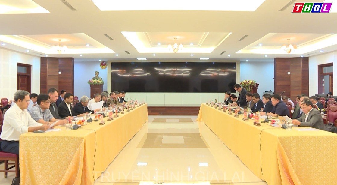 Đoàn công tác của Thứ trưởng Bộ Nông nghiệp & PTNT Phùng Đức Tiến làm việc với  lãnh đạo tỉnh Gia Lai