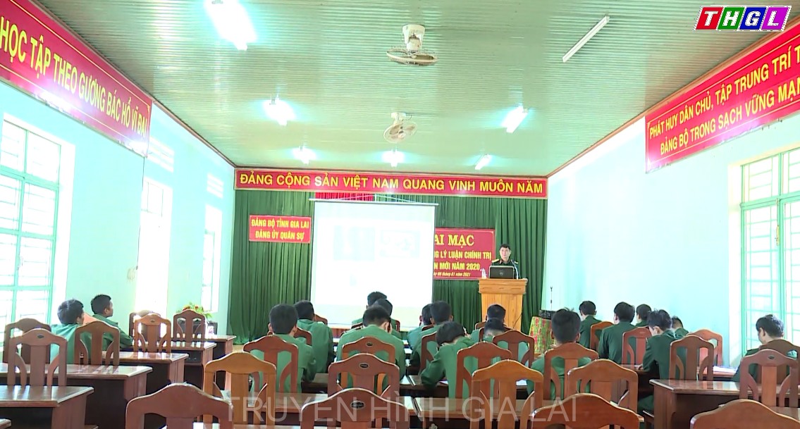Đảng bộ Quân sự tỉnh Gia Lai tổ chức lớp bồi dưỡng lý luận chính trị cho đảng viên mới