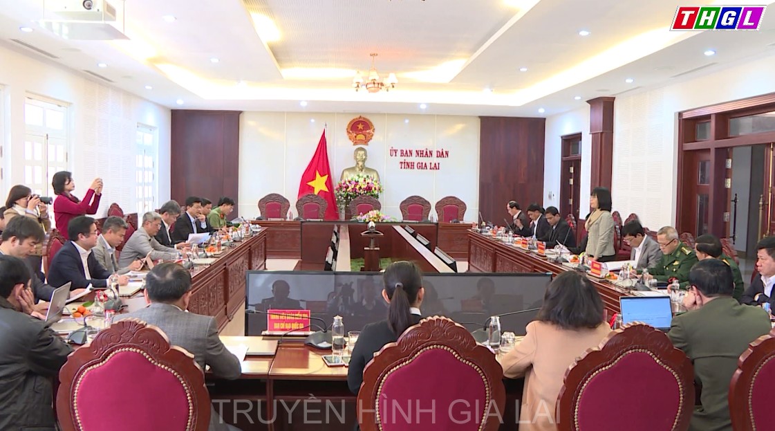  Thứ trưởng Bộ Y tế Nguyễn Trường Sơn làm việc với UBND tỉnh về công tác phòng, chống dịch Covid-19