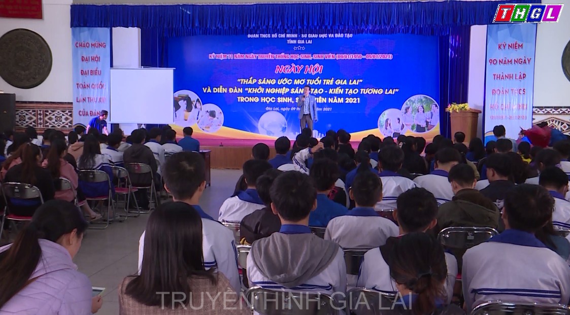Ngày hội “Thắp sáng ước mơ tuổi trẻ Gia Lai” trong học sinh, sinh viên năm 2021