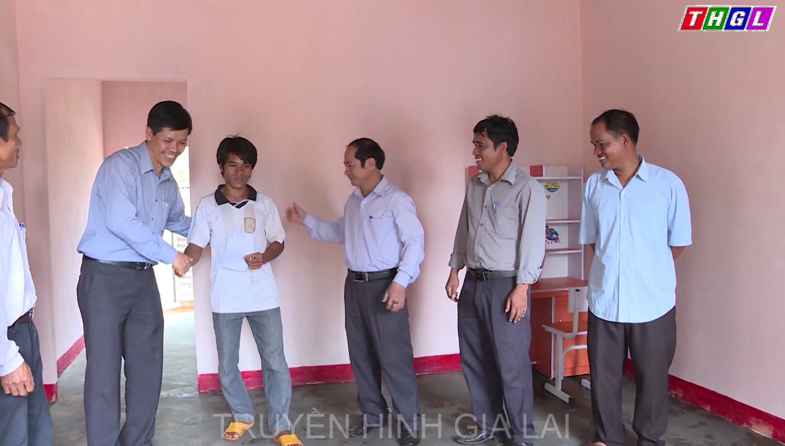 Đẩy mạnh công tác vận động xây dựng Quỹ “Vì người nghèo”.