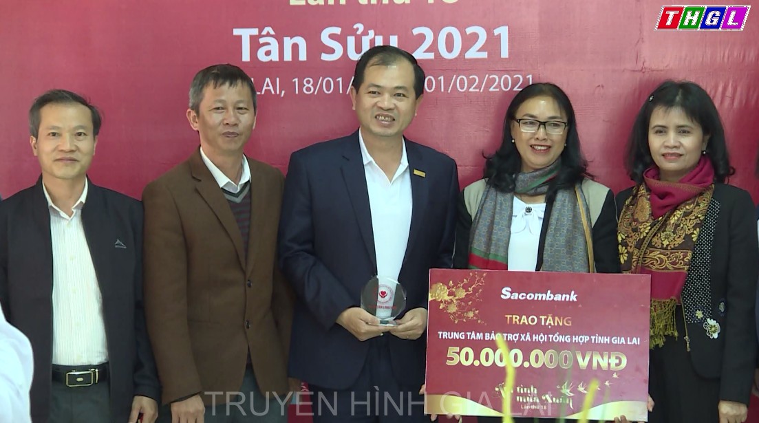 Chương trình Ấm tình mùa xuân lần thứ 18 tại Gia Lai