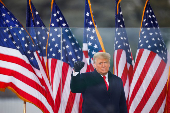 Lãnh đạo phe Dân chủ tại Thượng viện kêu gọi phế truất Tổng thống Trump