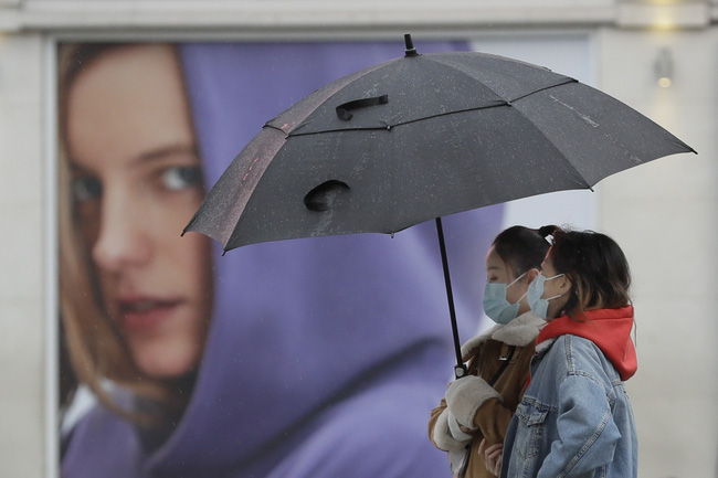 Hơn 105,3 triệu người nhiễm COVID-19 trên thế giới, Hàn Quốc cảnh báo đợt lây nhiễm thứ 4