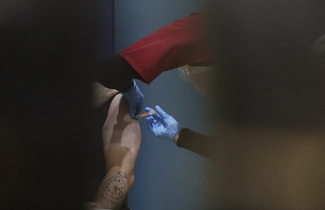 Châu Âu phản đối “hộ chiếu vaccine”