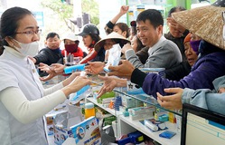 Những địa điểm bắt buộc phải đeo khẩu trang khi ra khỏi nhà