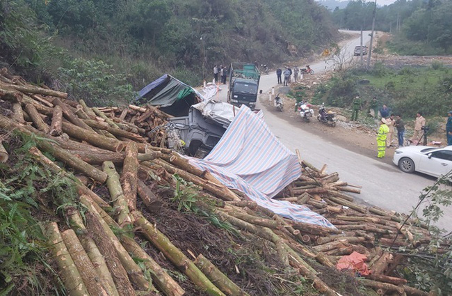 Tai nạn thảm khốc làm 7 người chết: Xe tải chạy tốc độ 46km/h trước khi đâm vào ta-luy