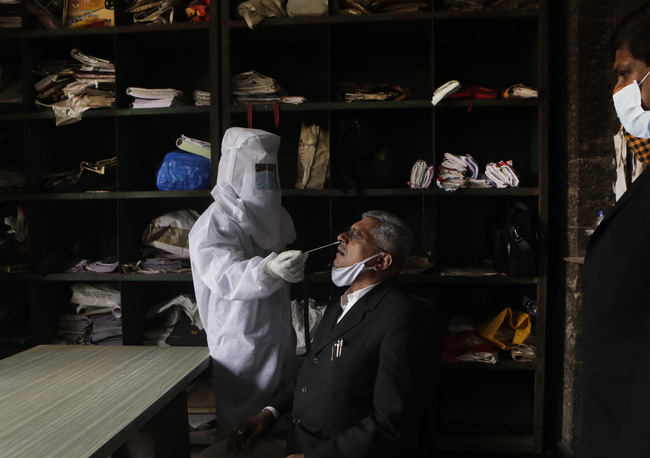 Hơn 127,7 triệu người mắc COVID-19 trên thế giới, thêm 1 tỉnh ở Campuchia giáp Việt Nam có dịch