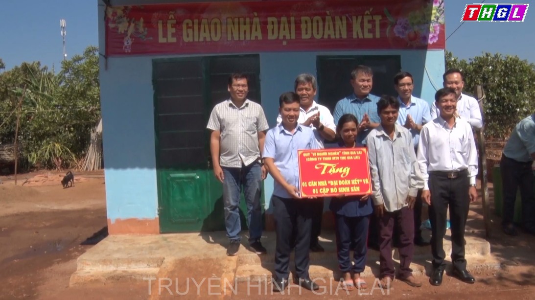 Ủy ban MTTQVN tỉnh trao nhà “Đại đoàn kết” tại huyện Chư Prông