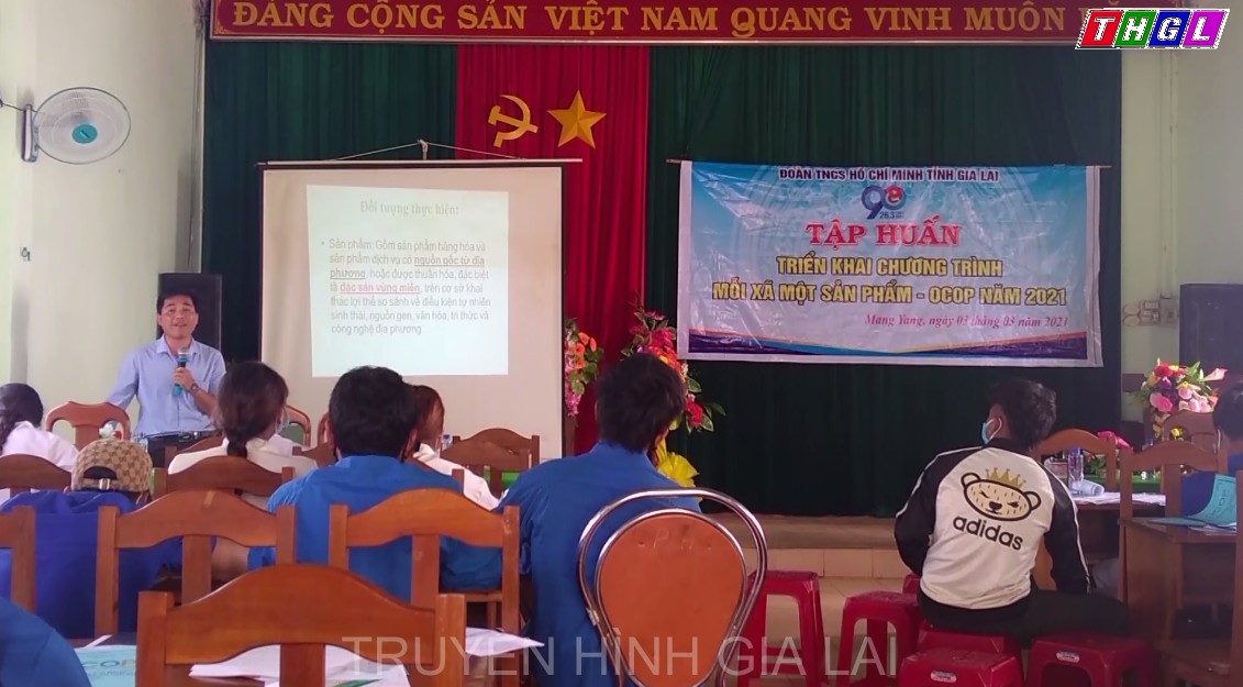 Tập huấn phổ biến kiến thức Chương trình OCOP cho ĐVTN huyện Mang Yang