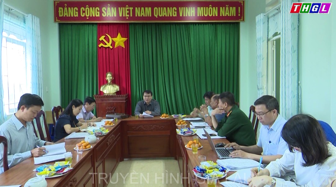Bí thư Thành uỷ Pleiku làm việc với Đảng uỷ xã Chư Á