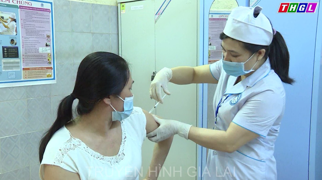 Gia Lai hoàn thành đợt đầu tiêm vắc xin phòng Covid-19