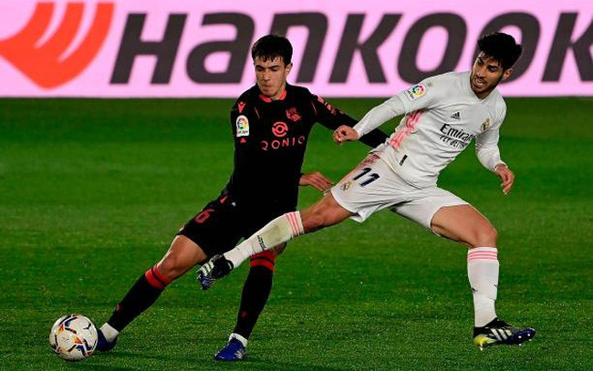 Real Madrid 1-1 Real Sociedad: 1 điểm nhọc nhằn của Real Madrid