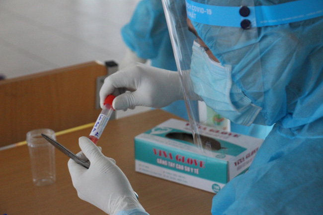 Sáng 30/4, Bộ Y tế công bố 3 ca mắc COVID-19 trong nước tại Hà Nội, Hưng Yên