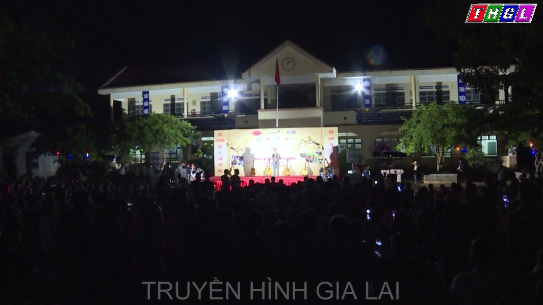 Nghĩa tình biên cương