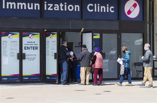 Thế giới ghi nhận 129 triệu ca nhiễm COVID-19, Campuchia có ca tử vong trẻ tuổi nhất