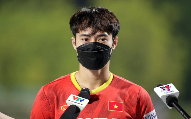 Văn Toàn sẵn sàng cạnh tranh vị trí trên hàng công của ĐT Việt Nam