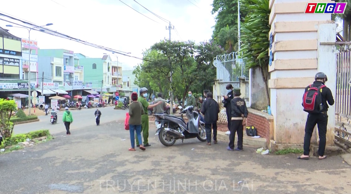 Đảm bảo an ninh trật tự khu vực trước Bệnh viện đa khoa tỉnh