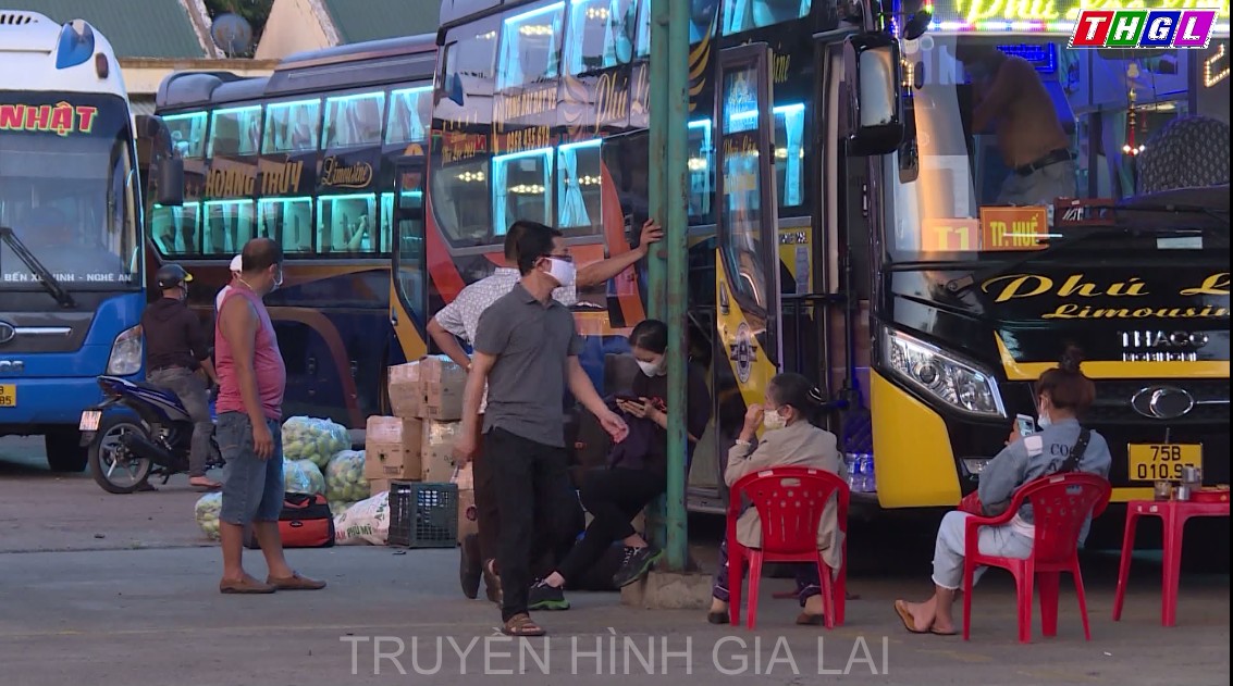 Siết chặt công tác phòng, chống dịch Covid-19 đối với phương tiện vận tải hành khách đi Thành phố Hồ Chí Minh trước giờ giãn cách