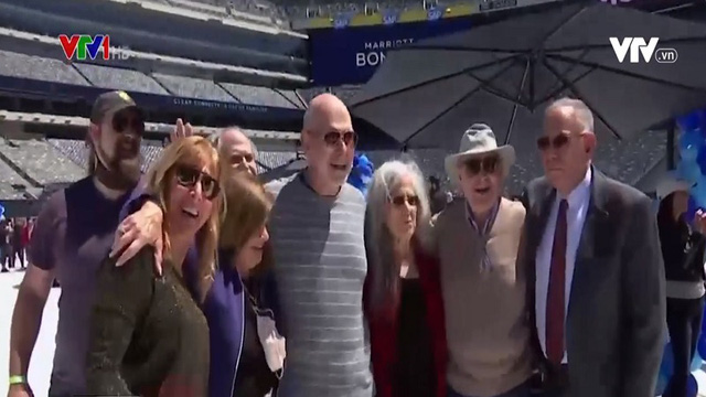 Nhiều gia đình Mỹ đoàn tụ sau một năm vì dịch bệnh