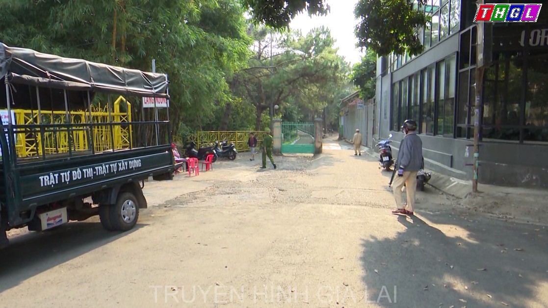 TP Pleiku xử phạt gần 400 trường hợp không chấp hành quy định phòng, chống dịch Covid -19