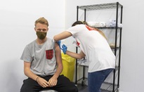 Anh mở hàng trăm trung tâm tiêm vaccine nhanh, cung cấp dịch vụ tiêm chủng không cần đặt lịch